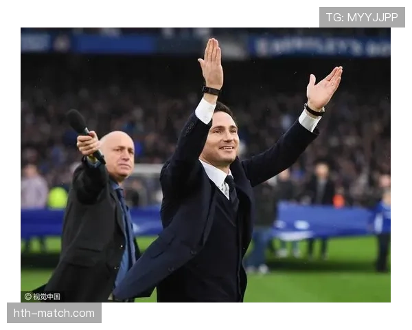 斯坦福桥为一名去世的终身球迷举行默哀仪式